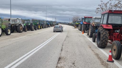 Движението на тирове през "Кулата" и "Илинден" е спряно