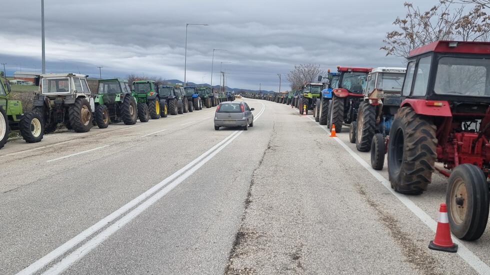 Движението на тирове през "Кулата" и "Илинден" е спряно