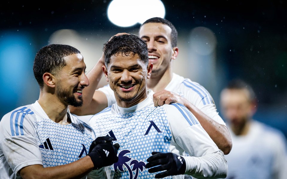 Левски тренира без Евертон Бала