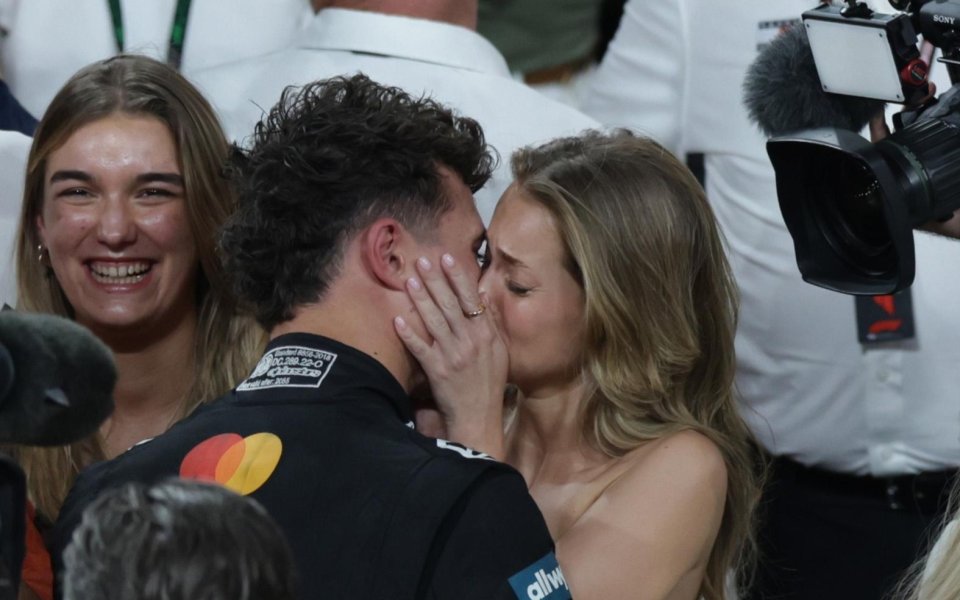 Маги Корсейро - дамата до световния шампион във Формула 1 Ландо Норис