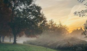 Времето в петък: Мъгла в равнините и слънце в планините