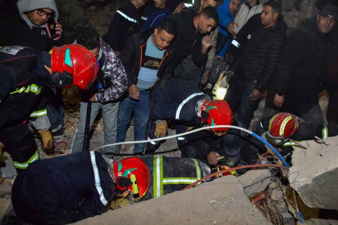 <p>Най-малко 19 души загинаха, а 16 бяха ранени рано в сряда, след като две сгради се срутиха в стария град Фес &ndash; един от най-древните градове в Мароко. Това съобщиха държавните медии, уточнявайки, че постройките от известно време са показвали признаци на занемареност.</p>