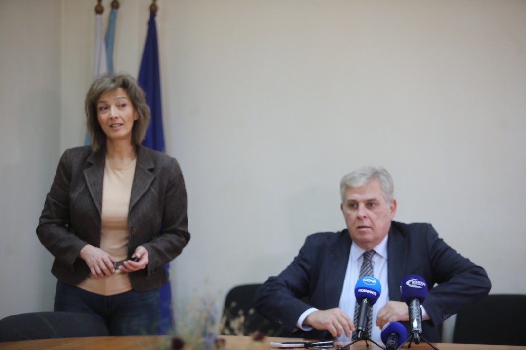 <p>Центърът за спешна медицинска помощ (ЦСМП) в София отбеляза 90-ата си годишнина. На 10 декември 1935 година цар Борис III подписва и обнародва указ, с който е създадено едно от първите спешни медицински звена в Европа.</p>