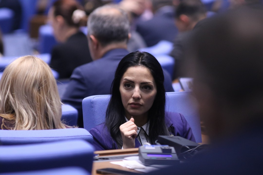 <p>Гласуването на вота на недоверие срещу кабинета "Желязков".</p>