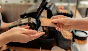 Проблеми с плащането с някои ваучери за храна на Нова Година