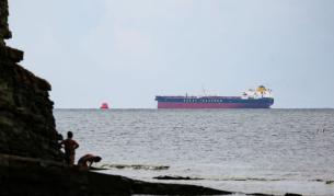 Украйна удари руски кораби, превозващи военна техника