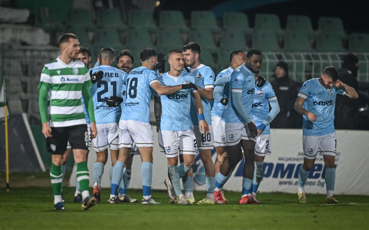 Ивелин Попов бележи при победа на Арда