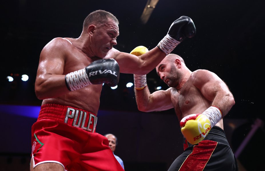 Кубрат Пулев срещу Мурат Гасиев в Дубай1