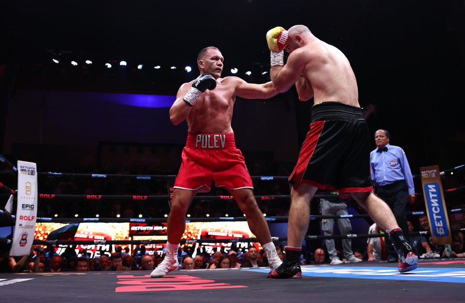 Кубрат Пулев срещу Мурат Гасиев в Дубай1