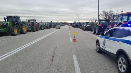 Спряха движението за тирове през ГКПП „Капитан Петко войвода – Орменио“ от гръцка страна