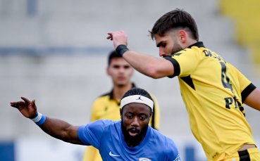 Битката Спартак Вн - Ботев Пд в снимки