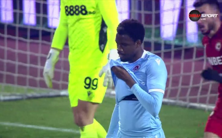 Автогол на Садио Дембеле възстанови равенството