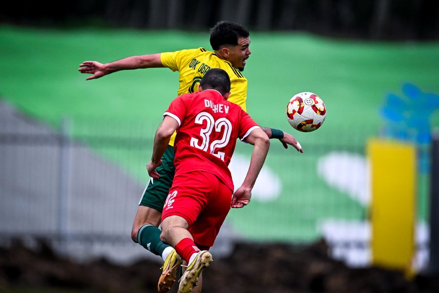 Добруджа Ботев Враца1