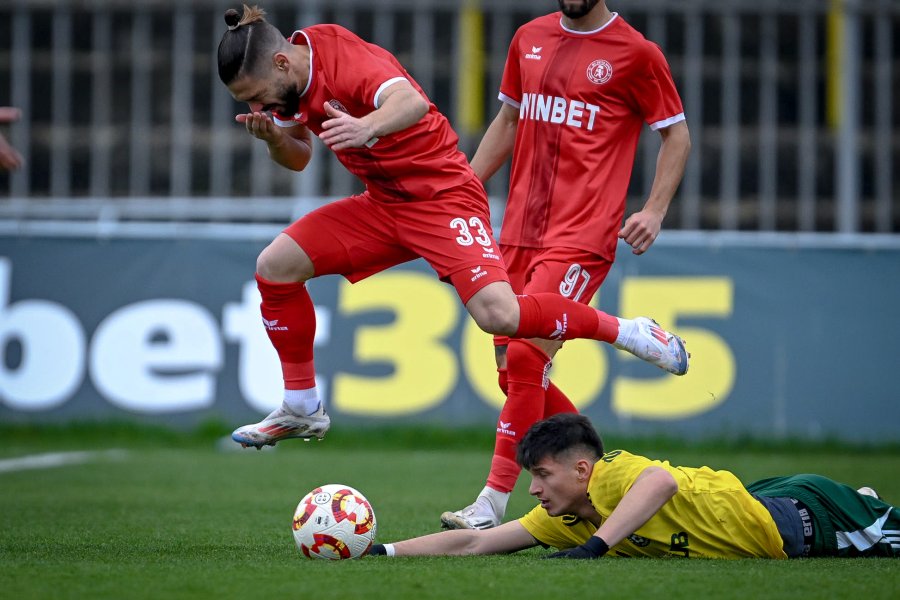 Добруджа Ботев Враца1