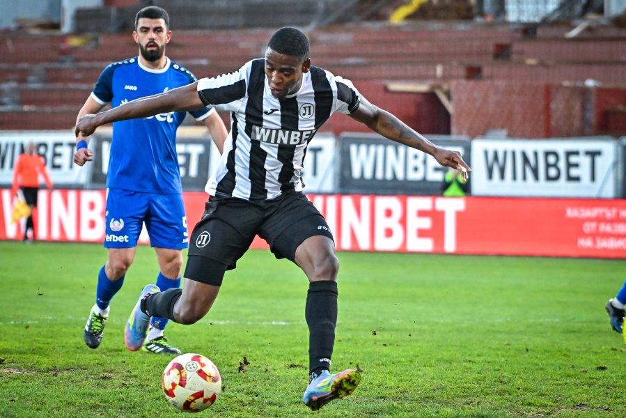 Локомотив Пловдив Монтана1