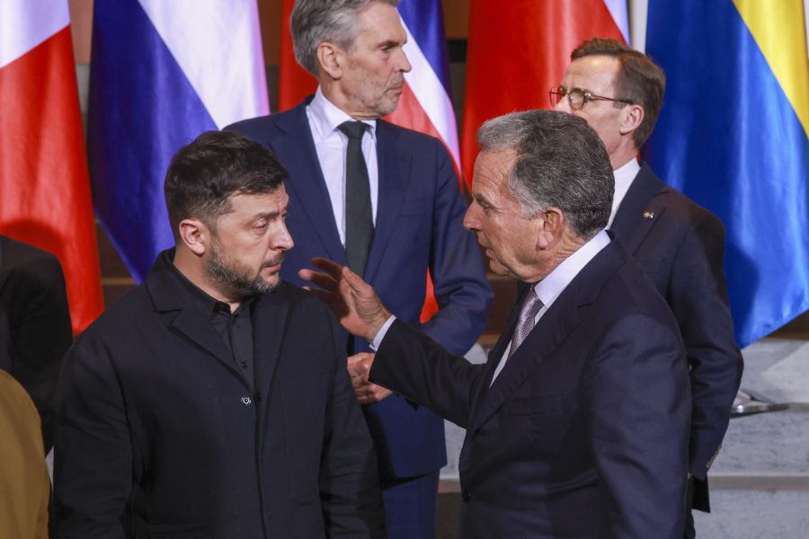 <p>В Берлин обсъждат мирното споразумение за Украйна.</p>