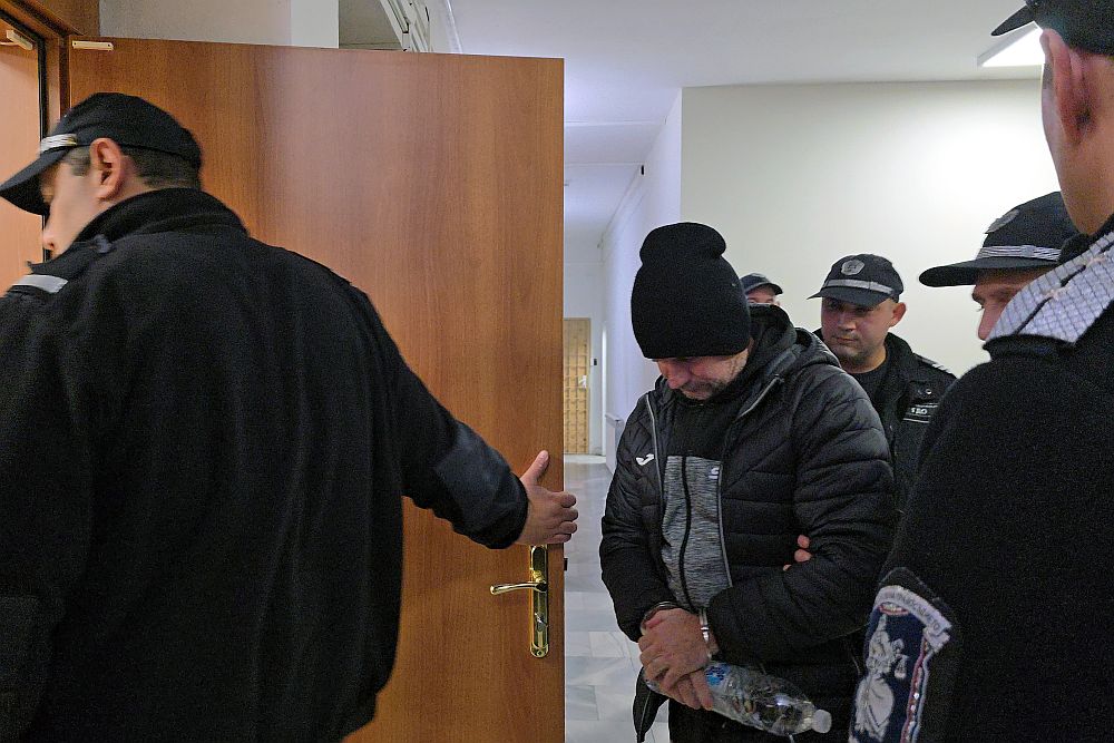 <p>Ловеч съд дело</p>