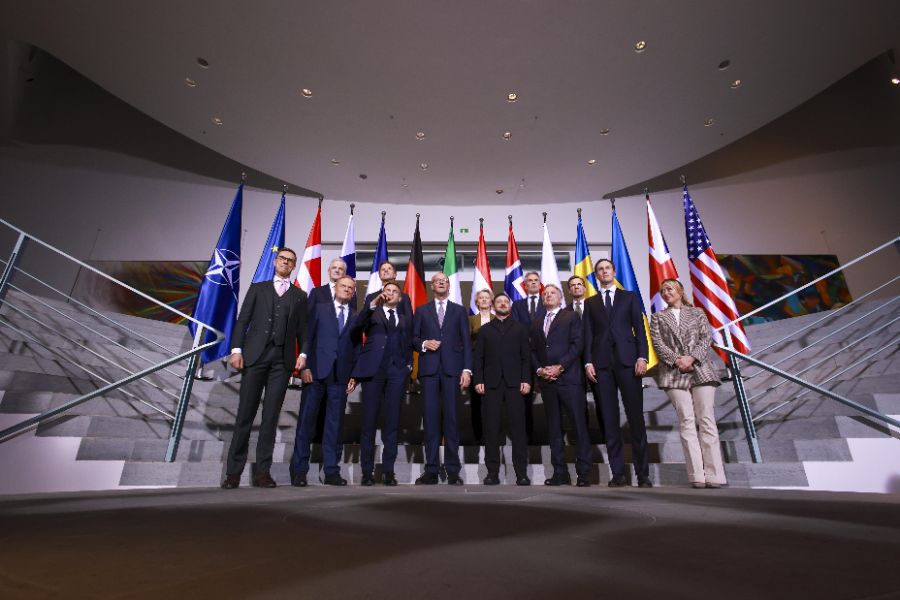 <p>В Берлин обсъждат мирното споразумение за Украйна.</p>