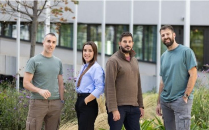 Служители от екипите по технологии и продукти на Kaizen Gaming в Kaizen Campus в Атина