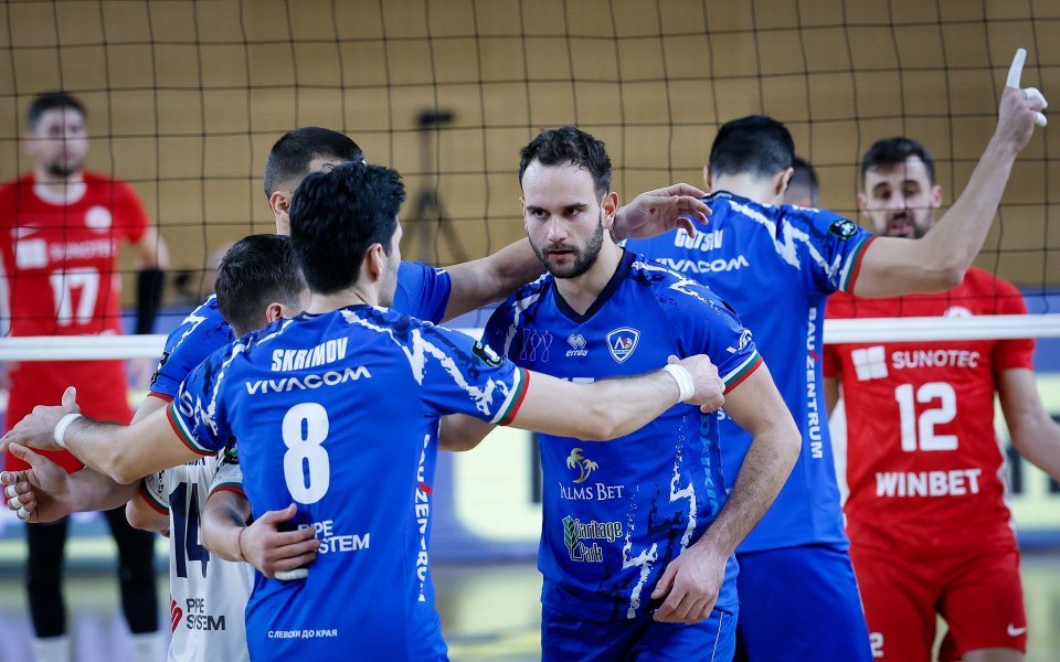 Левски надви ЦСКА във волейболното дерби в драма с пет гейма