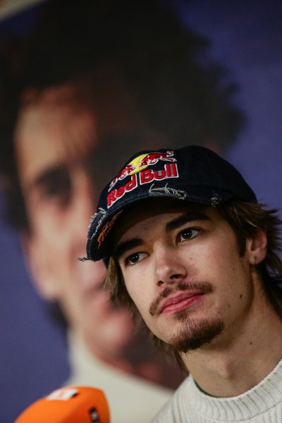 Никола Цолов1