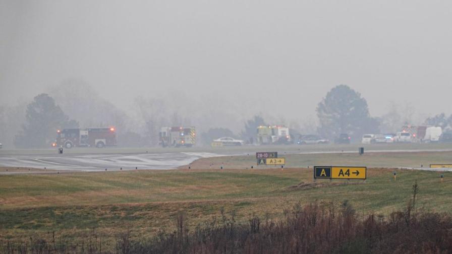Самолет се разби на летище в САЩ, има загинали
