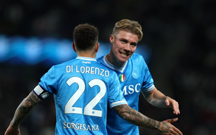 Наполи удари Милан и е на финал за Суперкупата на Италия