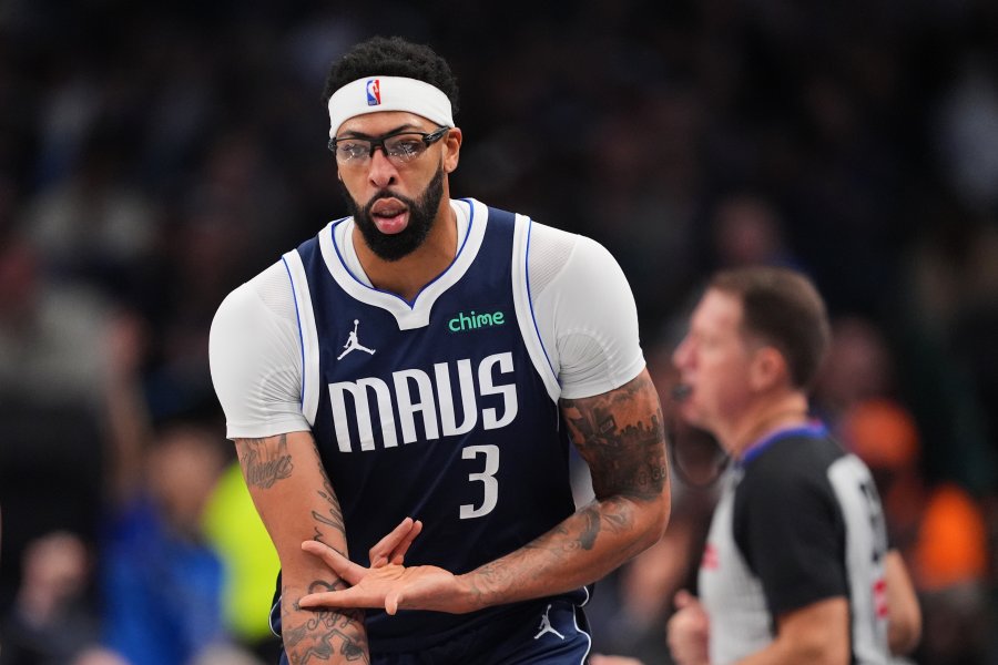 Далас Маверикс Детройт Пистънс1