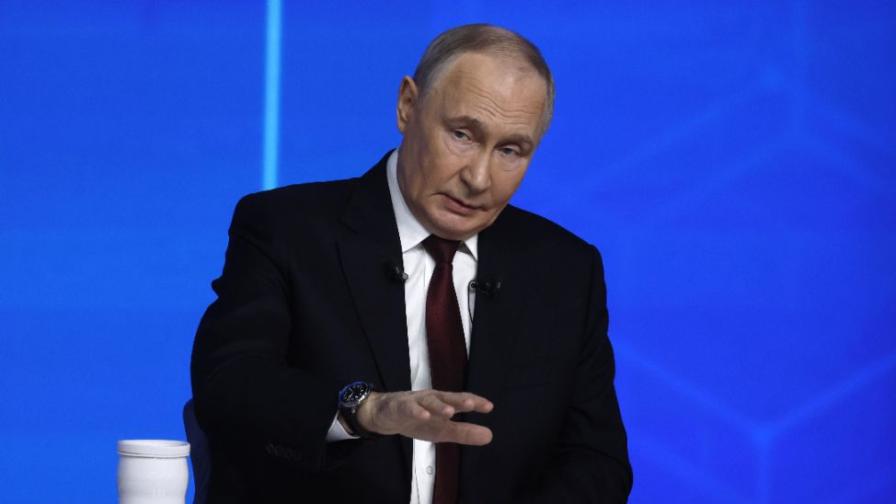 <p>Русия крие рейтинга на Путин? Изчезнаха данните от „отвор