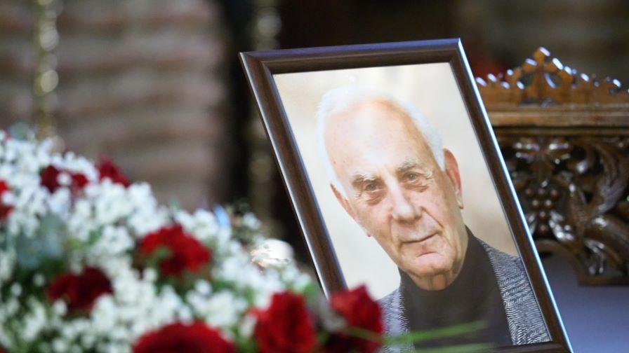 Стотици си взеха последно сбогом със световния и олимпийски шампион Боян Радев