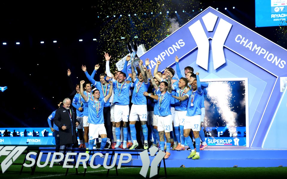 Наполи удари Болоня и вдигна Суперкупата на Италия