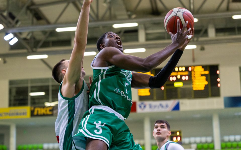 Ботев Враца надигра Локо Пловдив в НБЛ