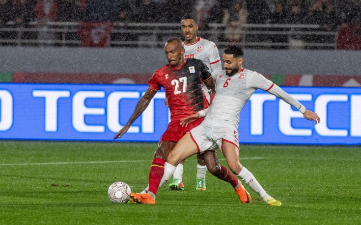 Тунис не се затрудни с Уганда