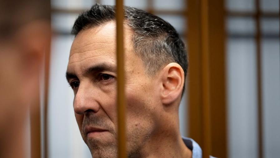 Кремъл изпрати сигнал към Париж за съдбата на Лоран Винатие