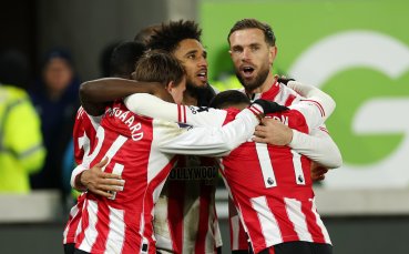 Брентфорд влезе в десетката след бой над Борнемут, Шаде заби хеттрик