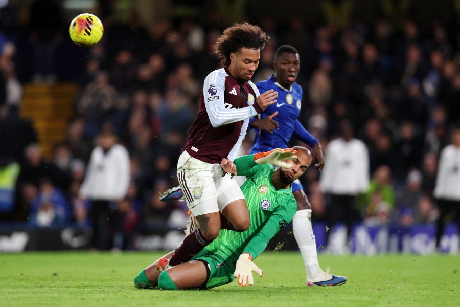 Челси Астън Вила1