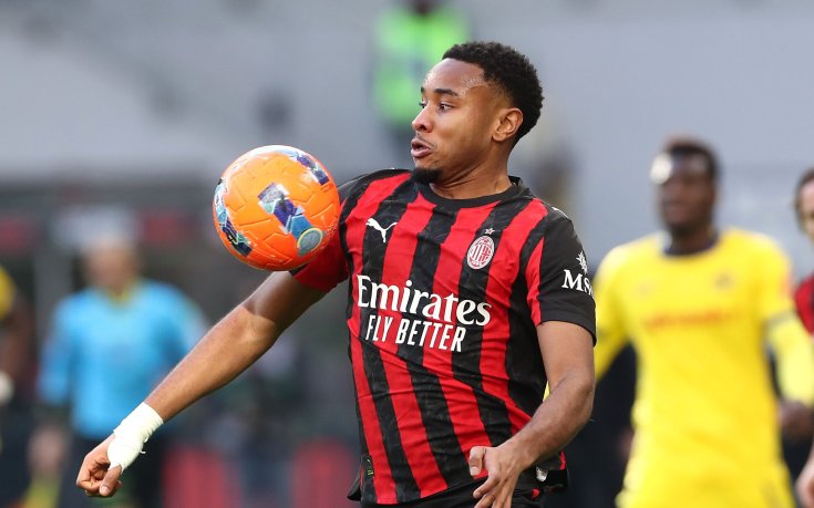 В Серия А заменят оранжевата зимна топка с жълта – вижте причината