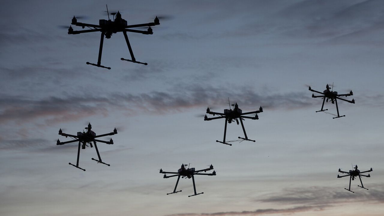 Специално дрон шоу над София за влизането в еврозоната