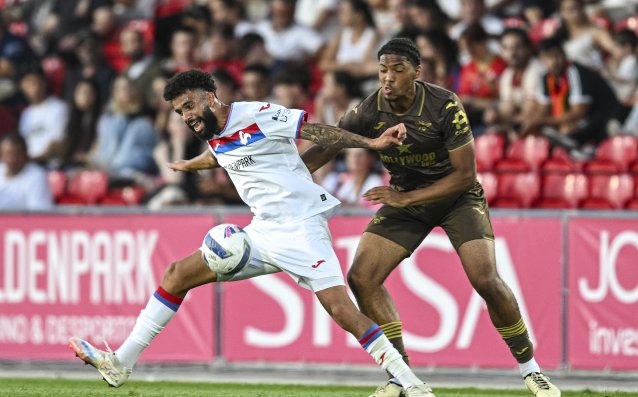 Уест Хем уреди спряган за Левски