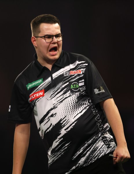 Люк Хъмфрис Джан Ван Веен1