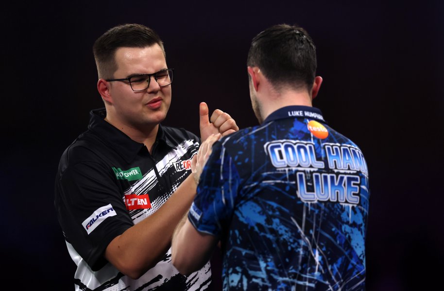 Люк Хъмфрис Джан Ван Веен1