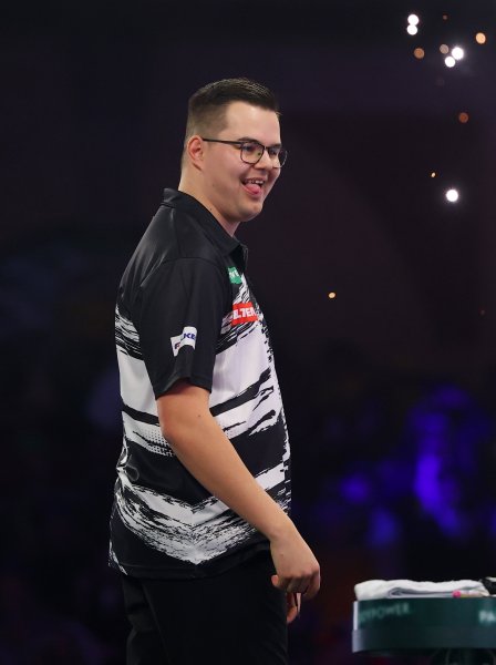 Джан Ван Веен Гари Андерсън1