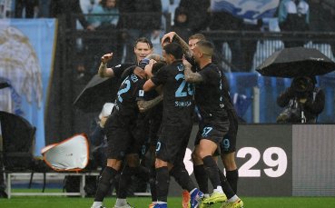 Наполи дойде, видя и победи Лацио във Вечния град