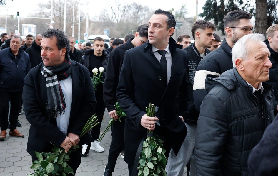 Поклонение пред Димитър Пенев1