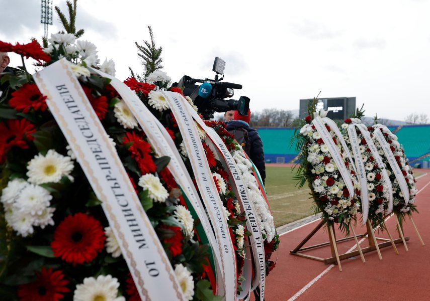 Поклонение пред Димитър Пенев1