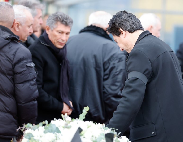 Поклонение пред Димитър Пенев1