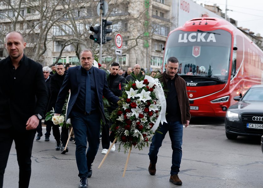 Поклонение пред Димитър Пенев1