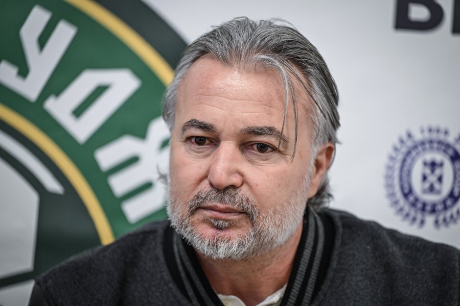 Ясен Петров1