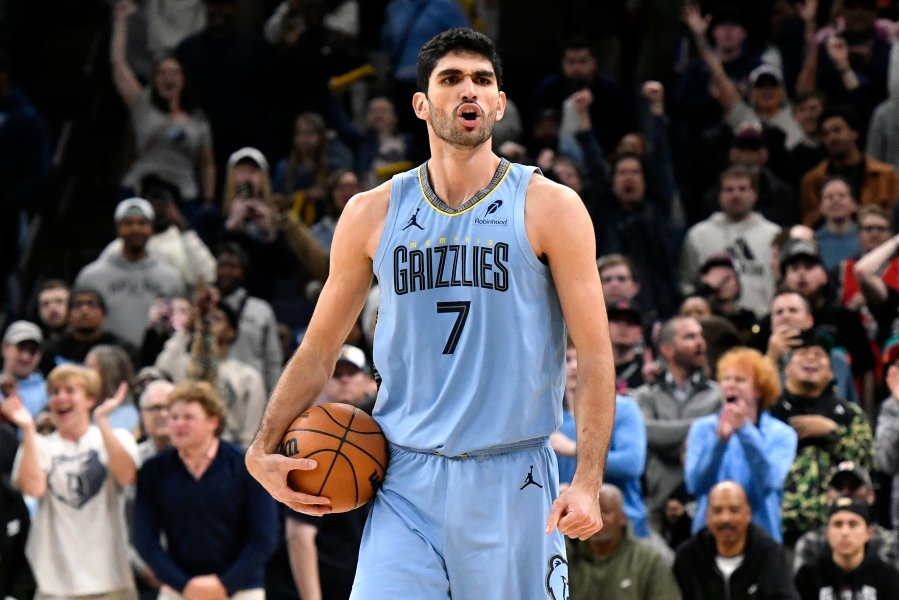 Мемфис Гризлис Сан Антонио Спърс1