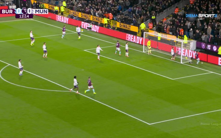 Кошмарни първи минути за Дарън Флечър начело на Ман Юнайтед